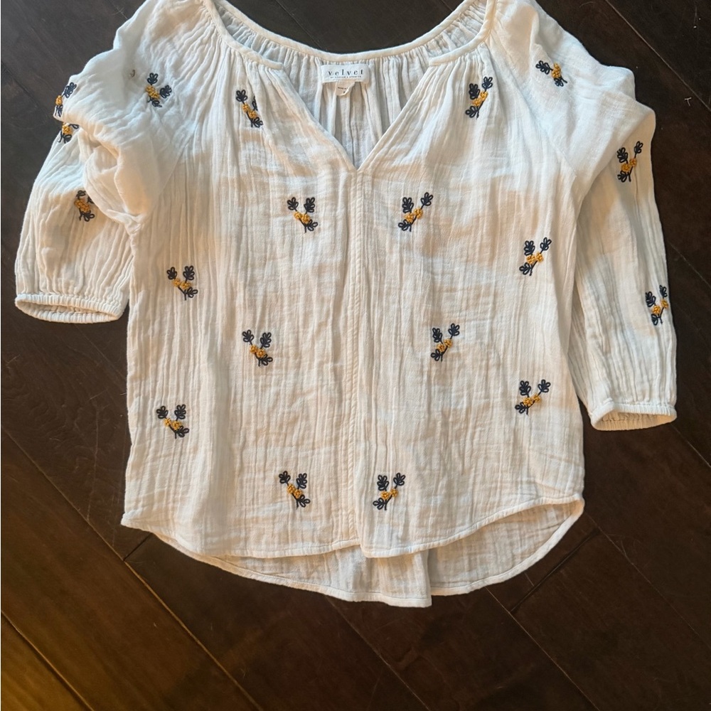 Velvet by Graham & Spencer Cream Blouse with Navy Floral Embroidery